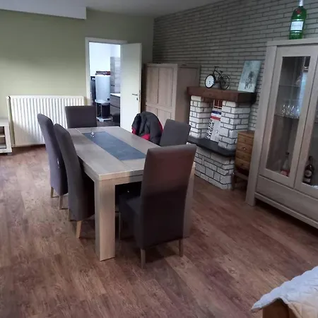 Half Open Woonst Te Deinze, Nabij Gent En Kortrijk Casa de Férias *