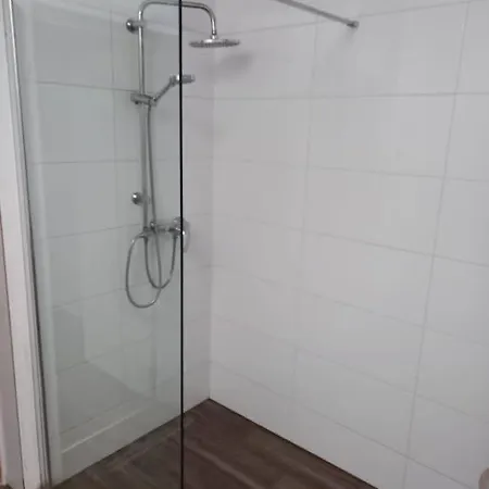Casa de Férias Half Open Woonst Te Deinze, Nabij Gent En Kortrijk Deinze